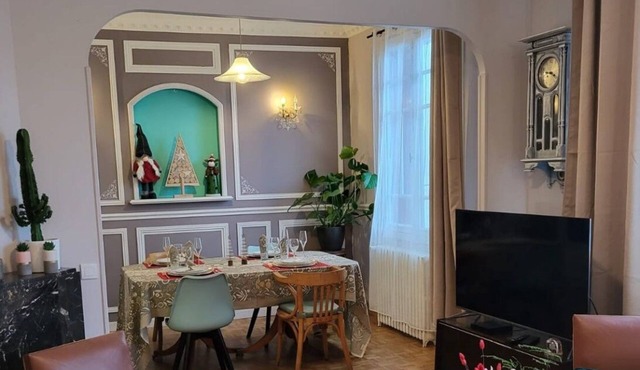 La Note Verte charming gîte in the center of Foix Ariege Pyrenees