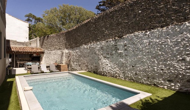 La Number One en Minervois, piscine privee