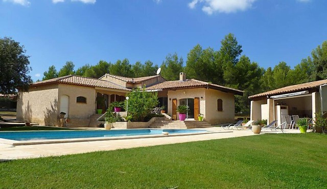 La Péguière by Interhome