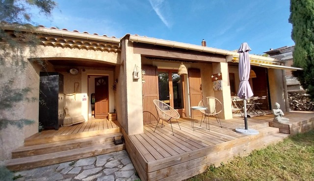 La Paisible, au Cœur du Village, Entre Vignes et Gorges de L'hérault