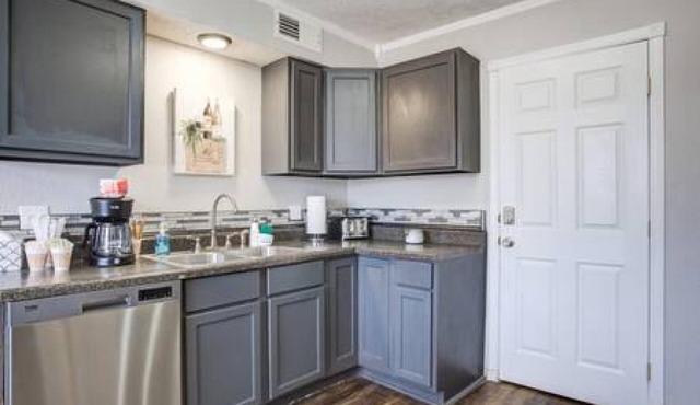 La Palma Guesthouse - Near Texas Tech