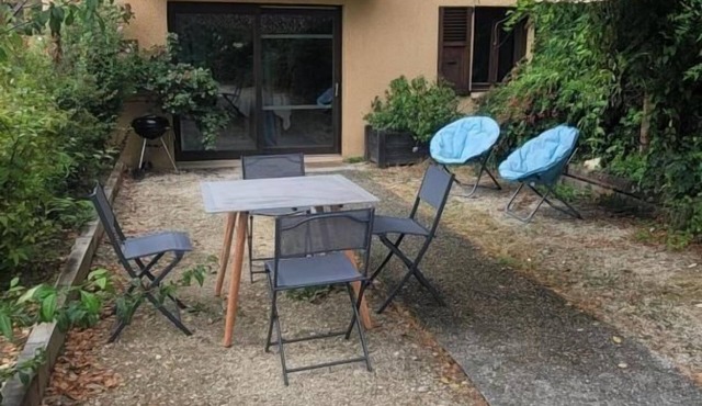 LA Parenthese - St-genix-les-villages