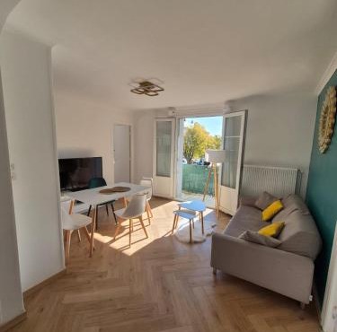 La parenthèse, appartement avec balcon