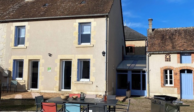 La Parenthèse Sancerroise, comfortable and friendly 8-person house with cellar