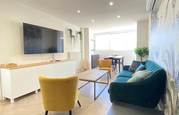 La Parenthese entre ville et mer parking prive -wifi - clim