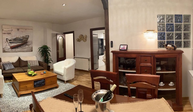 La pastora Gava, Apartment with parking near Barcelona.