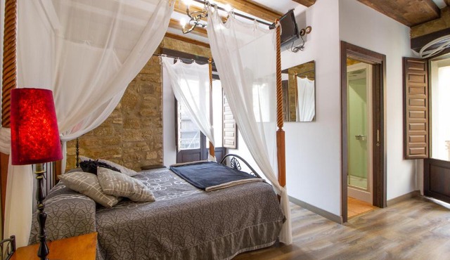 La Pata de Oca Hostal Rural y Albergue