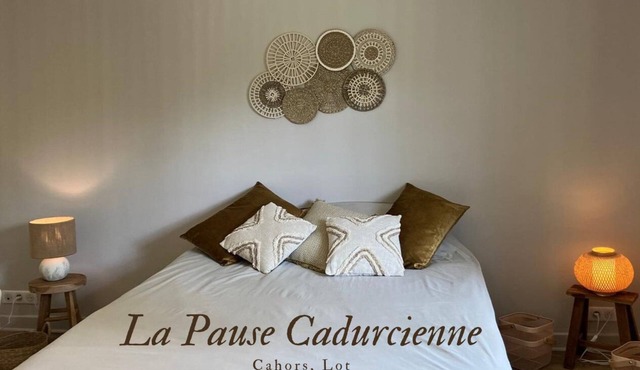 La Pause Cadurcienne CHAMBRE D'HOTES- TABLES D'HOTES