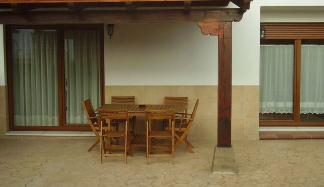La pergola House with garden Barbecue and Porch
