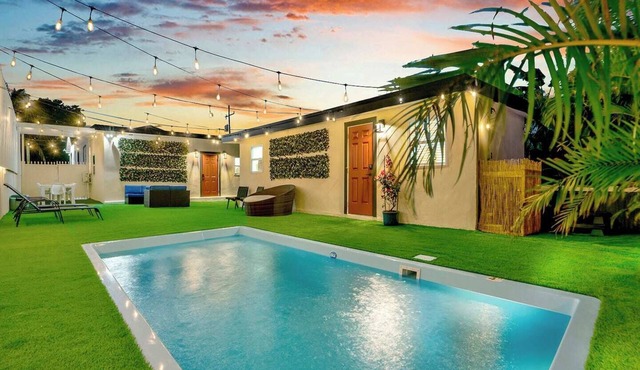 La Pergola Villa | 7 BR | Pool+Hot Tub | Location