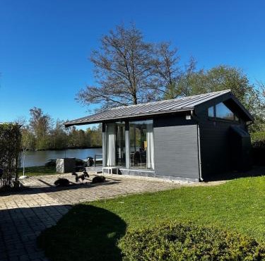 La Perle Verte, chalet en bord d'étang