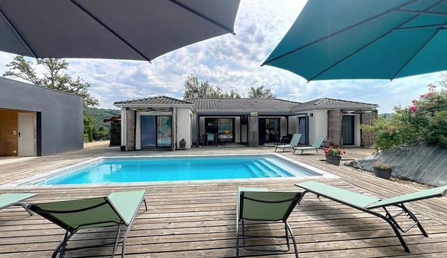 "La perle du bien-être" private swimming pool, Périgord Noir near Sarlat, Terrasson