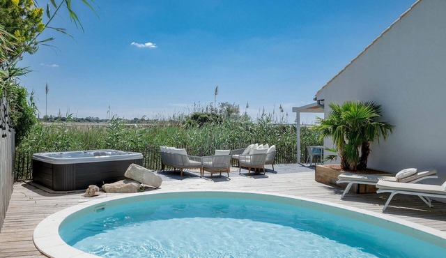 La Perle Rose Villa Standing 5 étoiles avec piscine jacuzzi et superbe vue