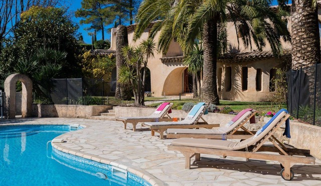 La Pervenche - Five Bedroom Villa, Sleeps 10