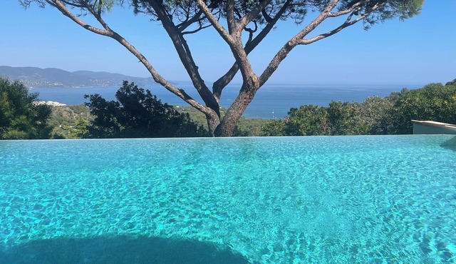 La Petite Bastide, La Petite Bastide, Villa de rêve au Gaou Bénat, Vue mer panoramique et piscine !