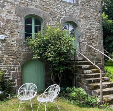 La Petite Bruyere Characterful 2 bedroom cottage with fireplace