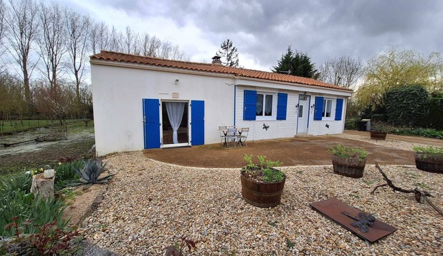 La Petite Cabane au Coeur du Marais Poitevin