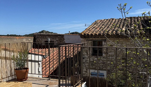 La Petite Calade Avec vue . Animaux de Compagnie Acceptés