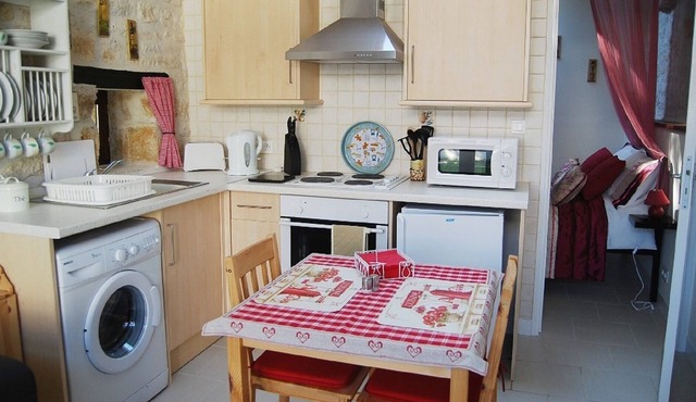 La Petite Chaumiere Sleeps 2 (1 Bedroom)