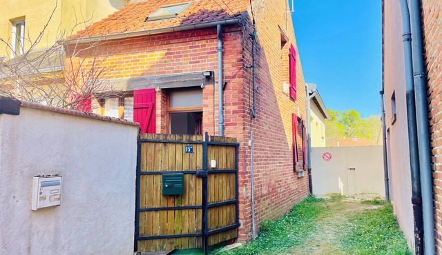 La Petite Maison Solognote at the foot of the Château