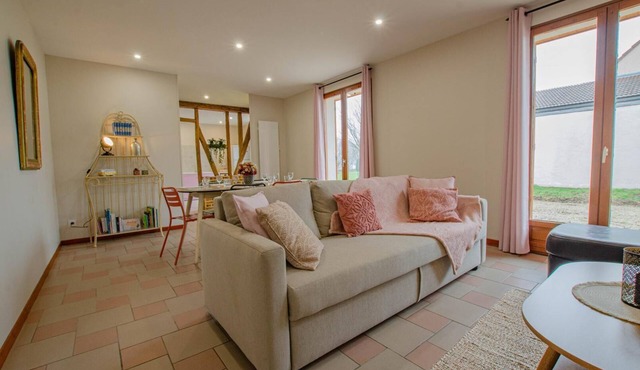 La Petite Maison Dans Lusigny