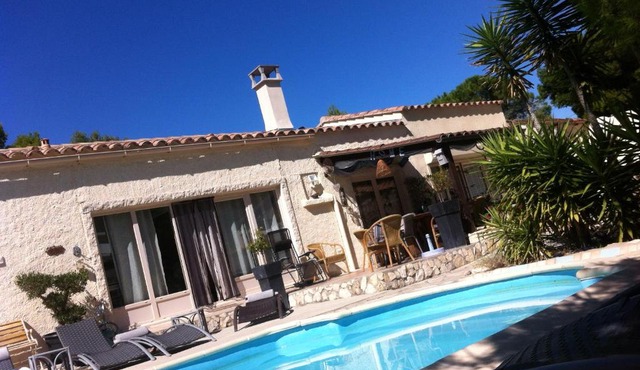 La petite maison dans les pins