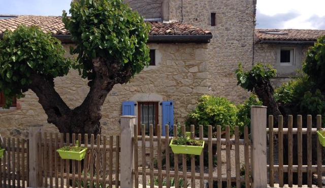 La petite maison en pierres