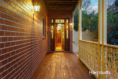 La Petite Maison - Your home away from home!