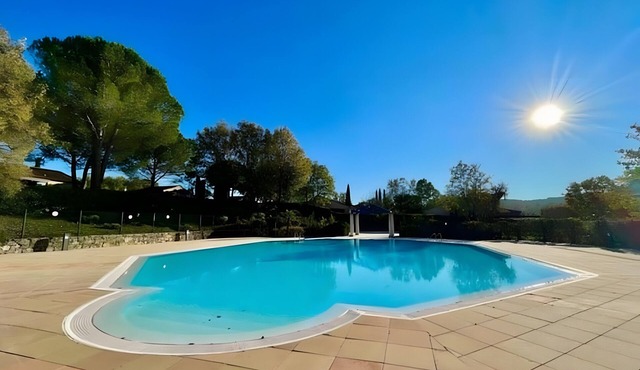 La Petite Provence, Residence with Pool