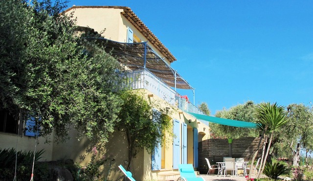 La Petite Toscane by Interhome