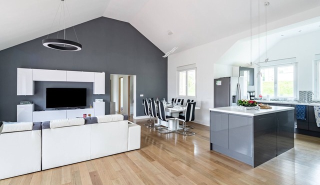 La Pierre à Lou - Charmante maison avec piscine