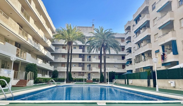 LA PINEDA HOLIDAY APARTMENT