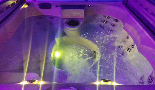 La Plage suite with jacuzzi