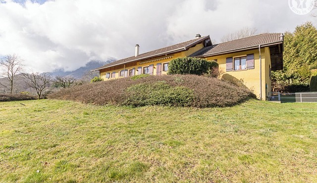 LA PLANTAZ - CLERY - Gîte