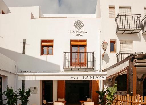 La Plaza Hostal