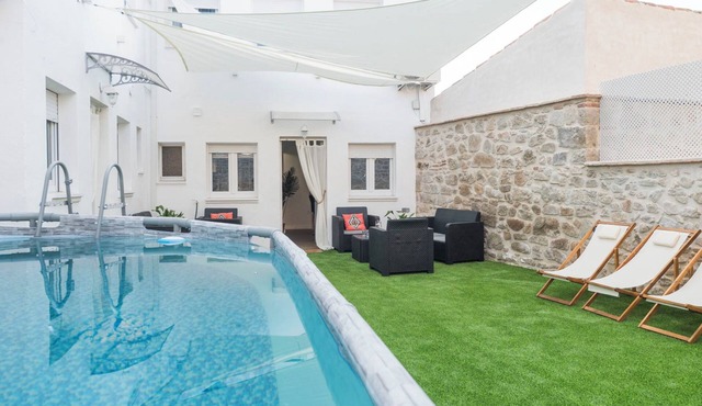 La Pluma y El Pincel -Space with swimming pool close to Puy du Fou and Montes de Toledo