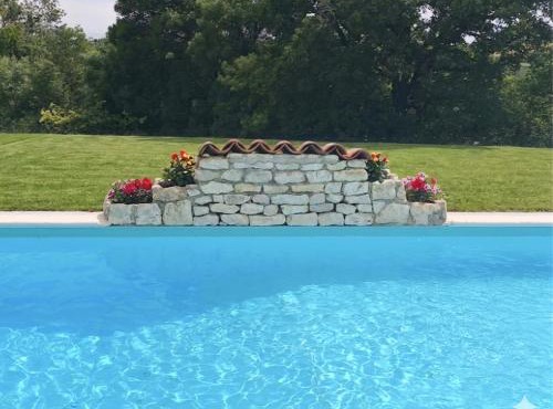 La Plume Blanche gîte avec piscine proche d'Albi