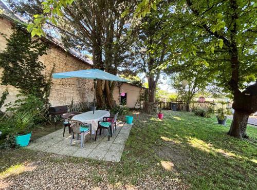 La Poitevinière, jardin, barbecue, proche Saumur, x7, wifi