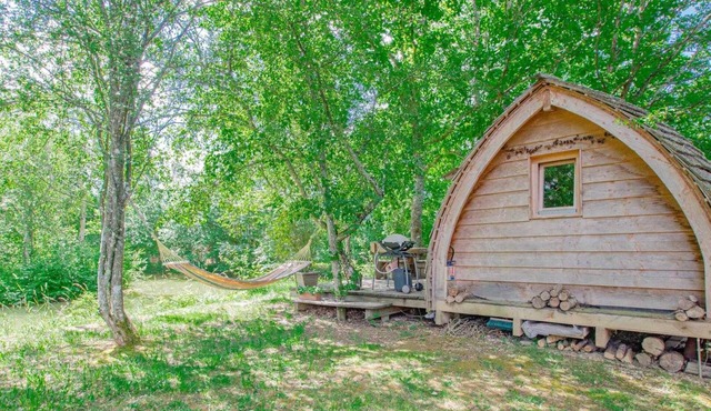 La Pom de Pin - Chennegy