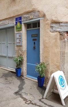 La Porte Bleue