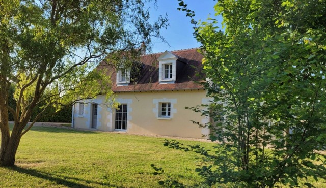 La Prée near Beauval Zoo and the Châteaux of the Loire Valley