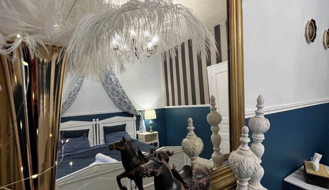 “La Princière” guest room