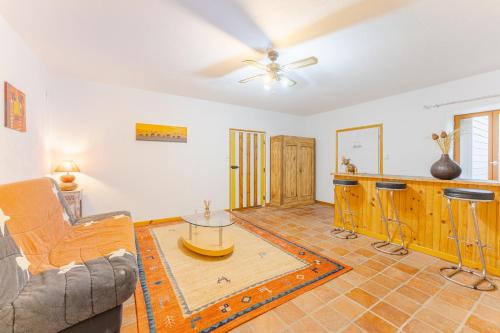 La Promesse des Saisons - Jardin et parking privé