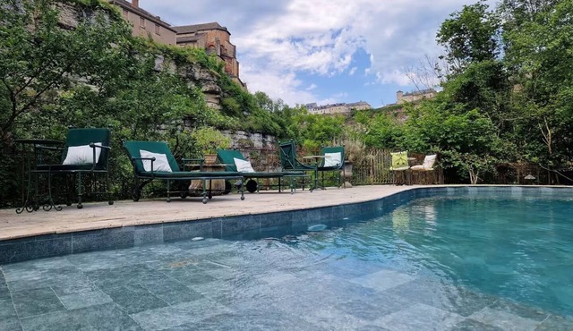 La Providence, 13th century mill, heated pool, comfortable, view