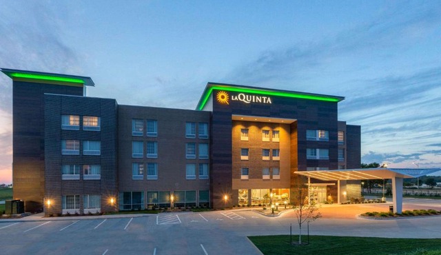 La Quinta by Wyndham Altoona Des Moines