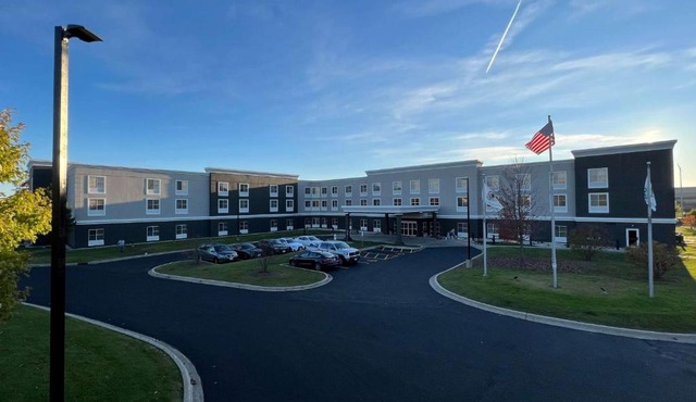 La Quinta by Wyndham Bannockburn-Deerfield