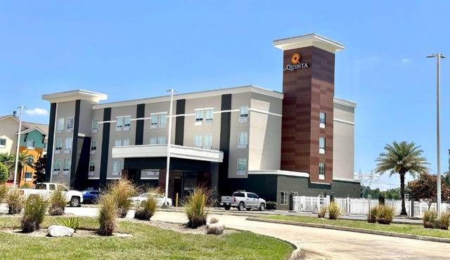 La Quinta by Wyndham Gonzales LA