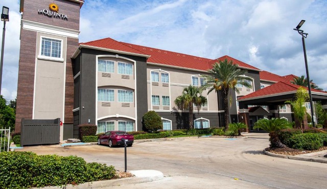 La Quinta by Wyndham Houston East at Normandy