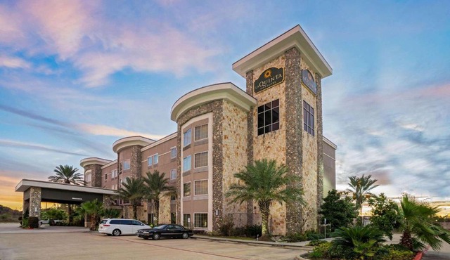 La Quinta by Wyndham Houston Willowbrook