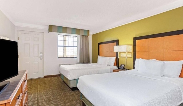 La Quinta by Wyndham Orlando | 2 Double Deluxe | Ideal for Family Trip | 2 Units